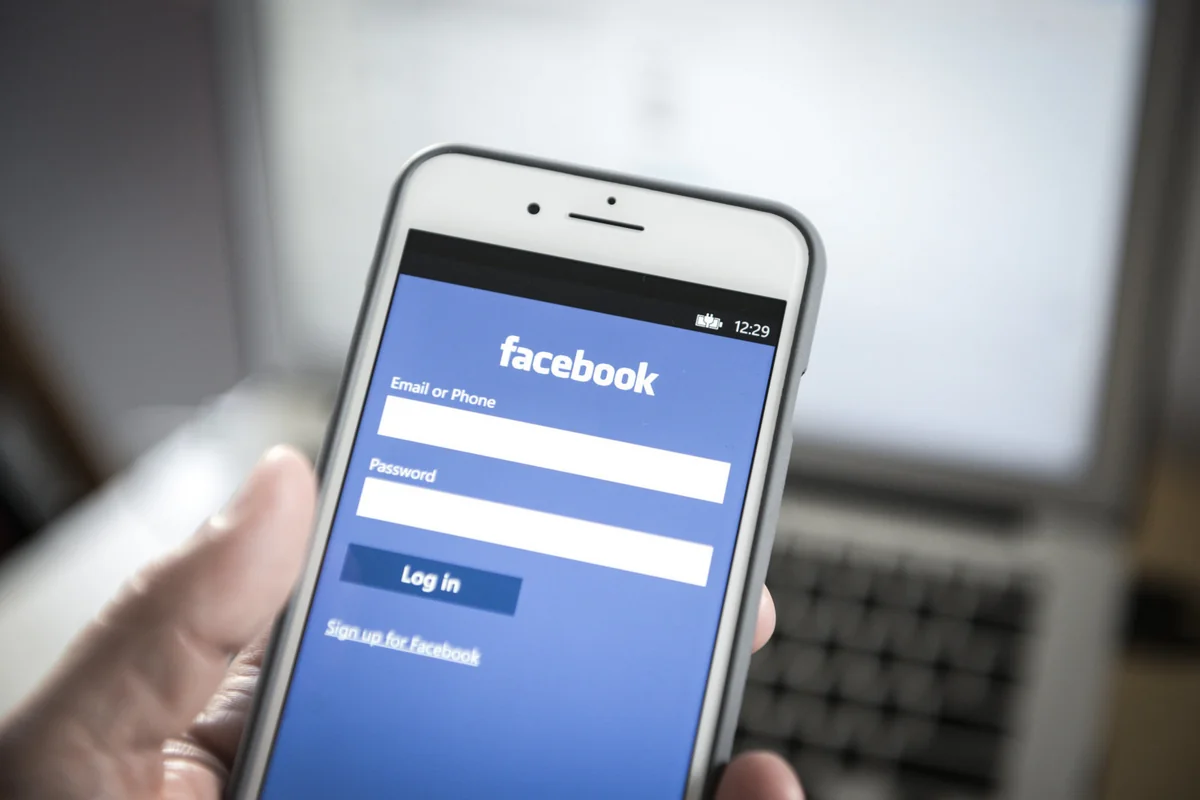 В Facebook восстановлена территориальная целостность Азербайджана