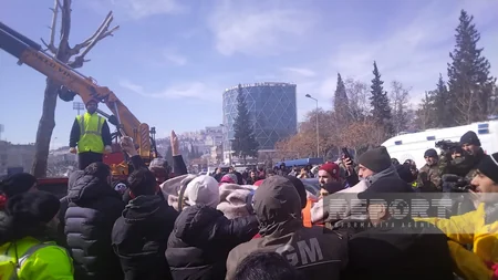 Xilasedicilərimiz Türkiyədə dağıntılar altında qalmış 6 nəfərin meyitini və bir yaralını çıxarıb - YENİLƏNİB