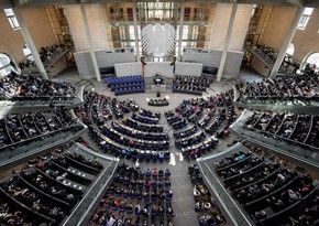 Bundestag seek yoga and pilates instructors to reduce employee stress