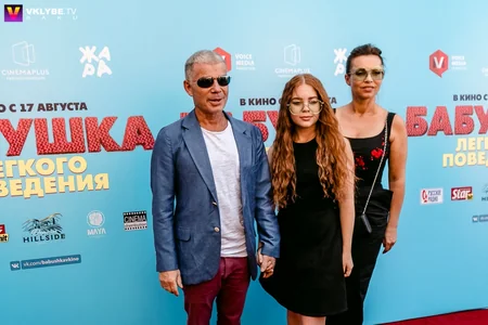 “CinemaPlus”da “Ədəbsiz nənə” filminin nümayişi keçirilib - VİDEO