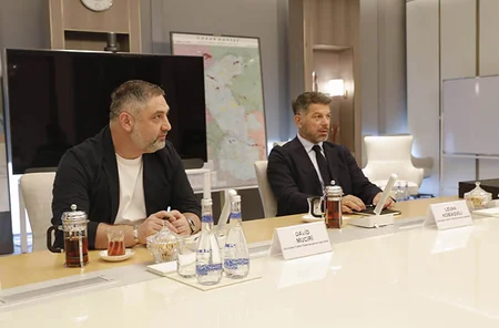 Rövşən Nəcəf Gürcüstan Futbol Federasiyasının prezidenti ilə görüşüb