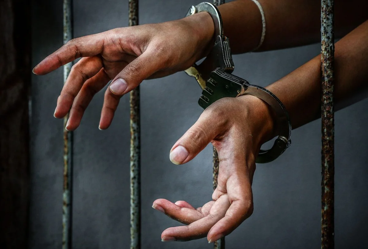 Soyğunçuluq etməkdə şübhəli bilinənlər saxlanılıblar