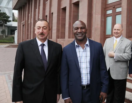 President Ilham Aliyev receives participants of 55th Convention of World Boxing Council