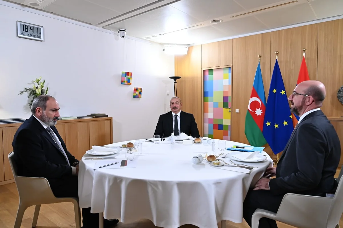 Belçikada Azərbaycan, Ermənistan və Aİ Şurası liderlərinin görüşü baş tutub