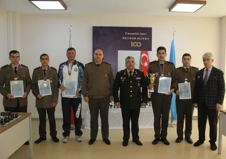 FHN-in Akademiyasında “Heydər Əliyev İli”nə həsr edilmiş şahmat yarışına yekun vurulub