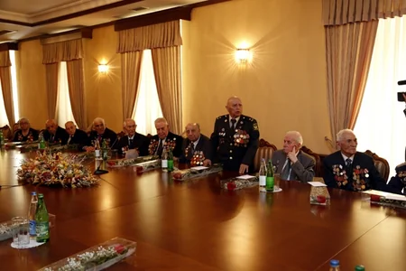​Azərbaycanın müdafiə naziri: “Düşmən ordusundakı acınacaqlı durum bizə məlumdur”
