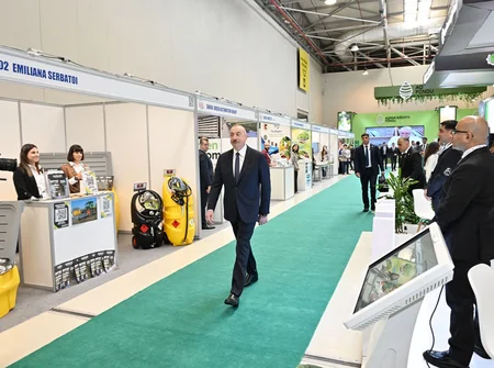 Prezident İlham Əliyev “InterFood Azerbaijan” və “Caspian Agro” sərgiləri ilə tanış olub - YENİLƏNİB