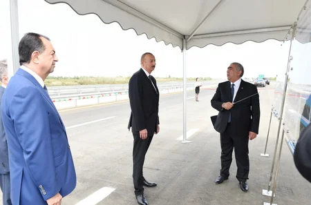 Prezident Lənkəran-Masallı yolunun açılışında iştirak edib