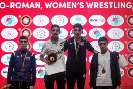Azərbaycan güləşçiləri Zəfər kubokuunda 22 medal qazanıblar