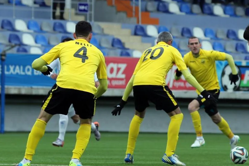 ​Simurq legioner futbolçularla yollarını ayırır