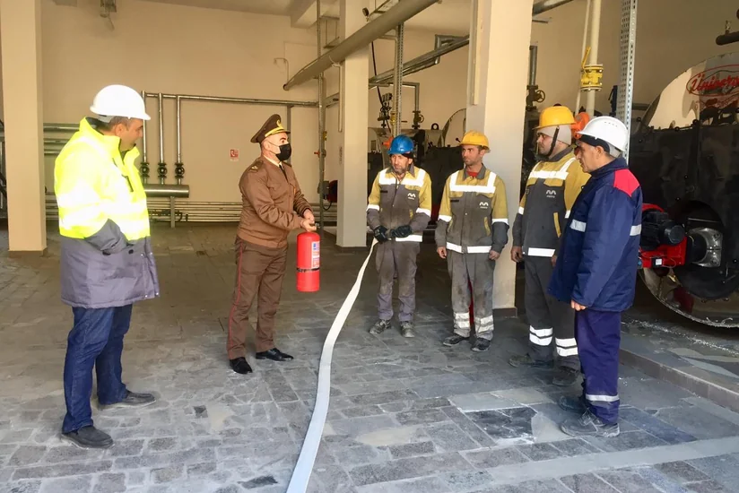 FHN Bakı metrosunda yanğın təlimi keçirib