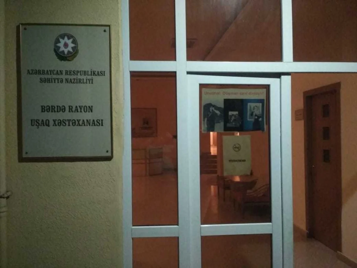 Bərdədə xəstəxanaya atılan azyaşlı uşaqların atası tapılıb