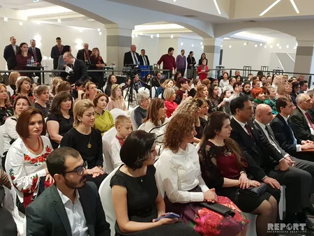 В Баку прошел первый конкурс украинской песни