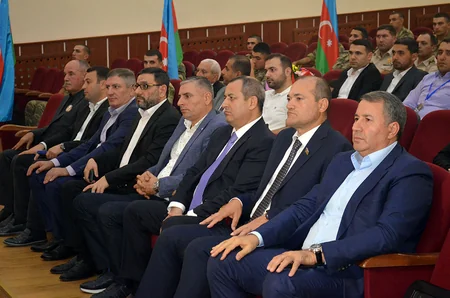 Vətən müharibəsi şəhidlərinə həsr olunan kitabın təqdimatı keçirilib