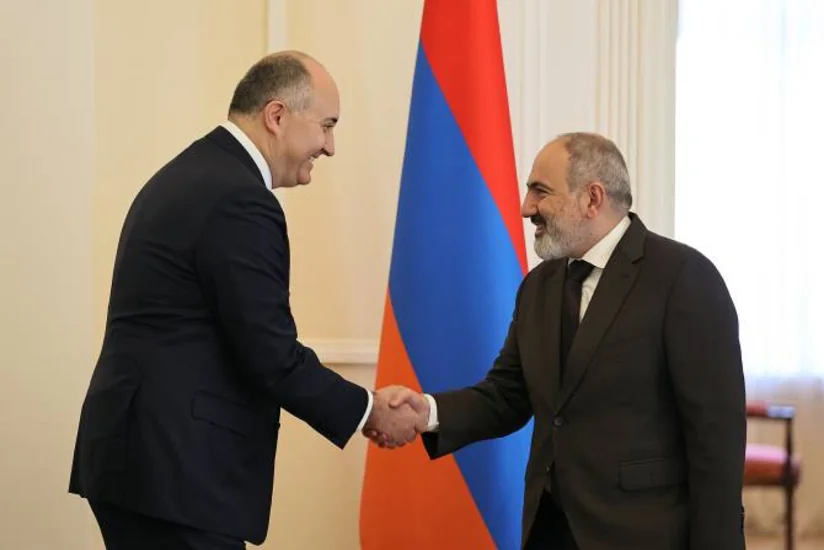 Премьер-министр Армении принял министра обороны Грузии