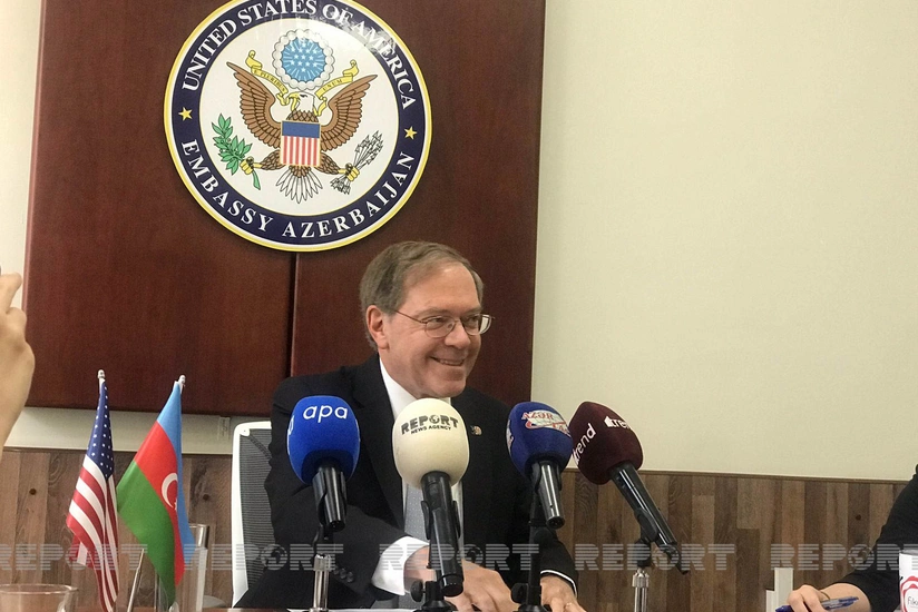 Посол: Вашингтон поддерживает шаги Брюсселя по нормализации отношений между Баку и Ереваном