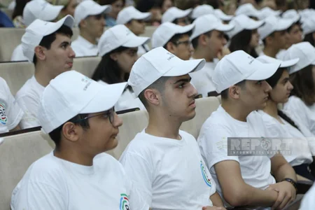 II Bakı Elm Olimpiadasının qalibləri mükafatlandırılıb