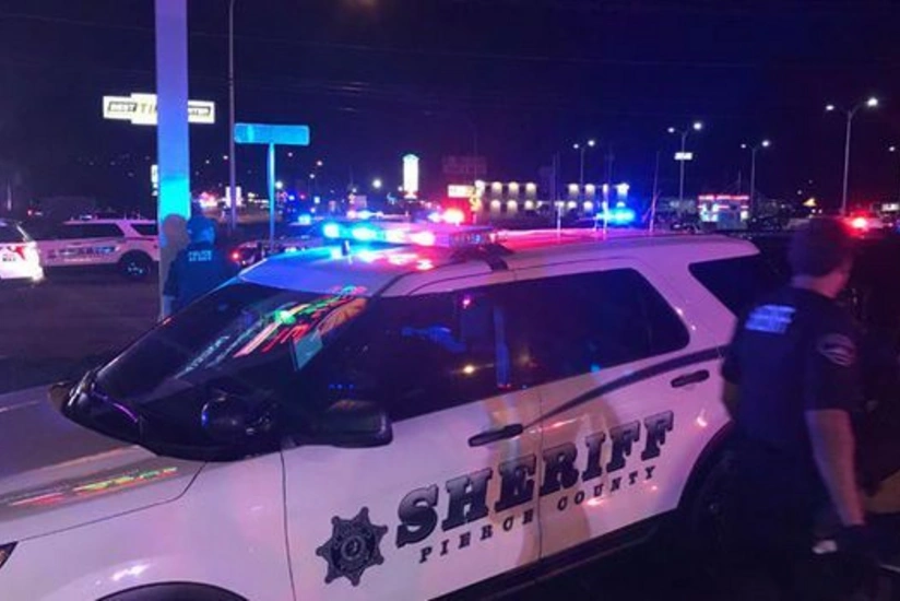 Unknown man in custody firing on deputies  after taking hostages  in WA