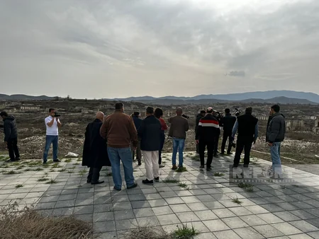 Xarici jurnalistlər Füzuliyə və Merdinli kənd məscidinə baş çəkib