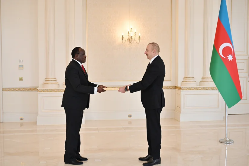 Azərbaycan Prezidenti Namibiya səfirinin etimadnaməsini qəbul edib - YENİLƏNİB