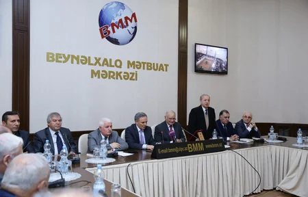 Mətbuat Şurası jurnalist Fazil Abbasovun 70 illik yubileyi ilə bağlı toplantı keçirib