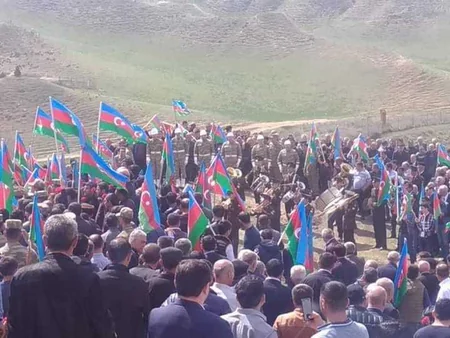 Qar uçqununda həlak olan hərbçi Qazaxda dəfn edilib - FOTO - YENİLƏNİB