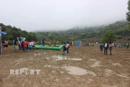 ​Azərbaycanda palçıq festivalı keçirilib - FOTO