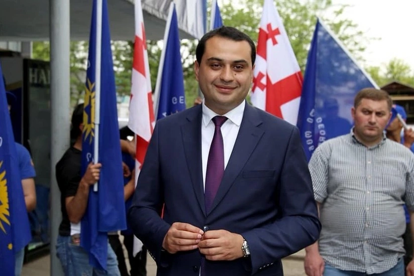 Gürcüstanın azərbaycanlı meri vəzifəsini tərk edib