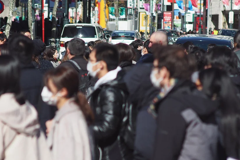 Qarşıdakı 31 ildə Yaponiya əhalisinin sayı 25 milyon nəfər azalacaq