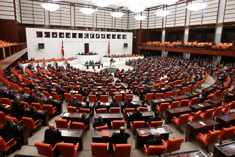 TBMM zəlzələnin nəticələrinin araşdırılması ilə bağlı komissiya yaradıb