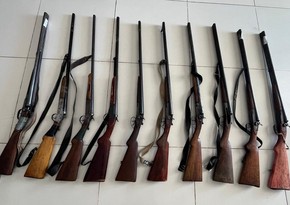 Cəlilabadda qanunsuz saxlanılan silahlar polisə təhvil verilib