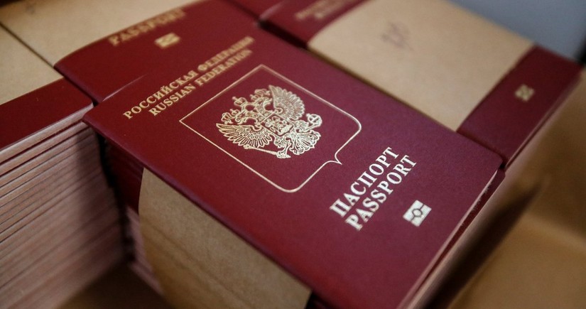 Lithuania to stop recognizing non-biometric Russian passports starting June 1