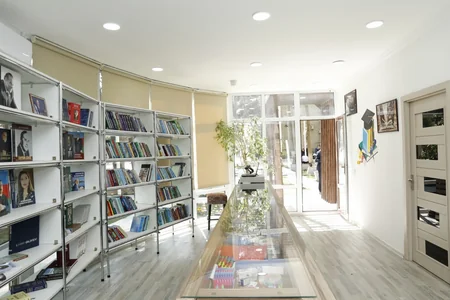 Bakı Dövlət Universitetində Kitab Evi açılıb