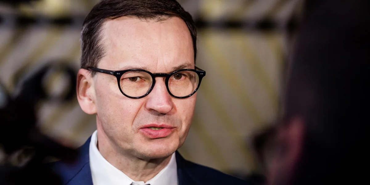 Польша будет симметрично отвечать на закрытие РФ диппредставительств