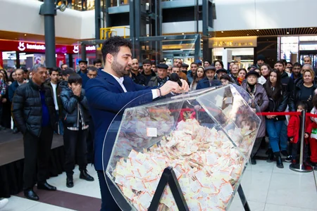 28 Mall və Gəncə Mall avtomobil qazandırdı!