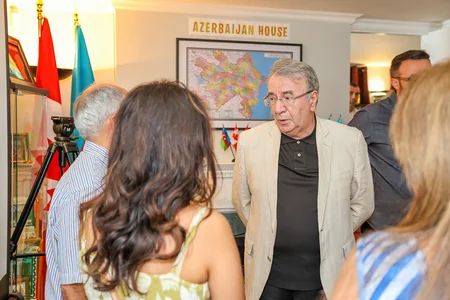 Torontoda Azərbaycan Evində dünyaşöhrətli alimlə görüş keçirilib