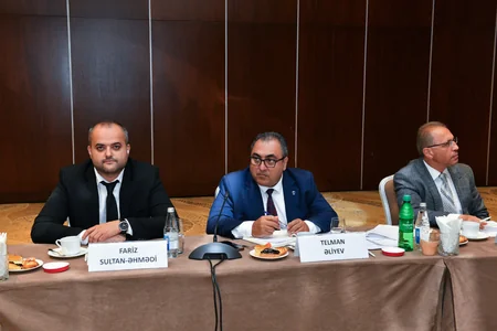 Azərbaycanda dövlət-biznes formatında texnologiya və innovasiyalar sahəsində əməkdaşlıq müzakirə olunub