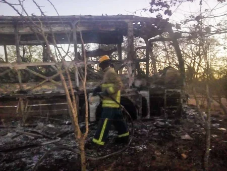 Zimbabvedə avtobus partlayıb, 40 nəfər ölüb - FOTO