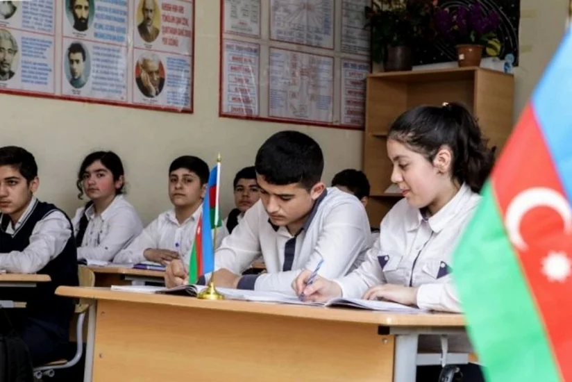 Azərbaycanda məktəblilər arasında yaxşı və zəif oxu göstəriciləri üzrə nəticələr açıqlanıb