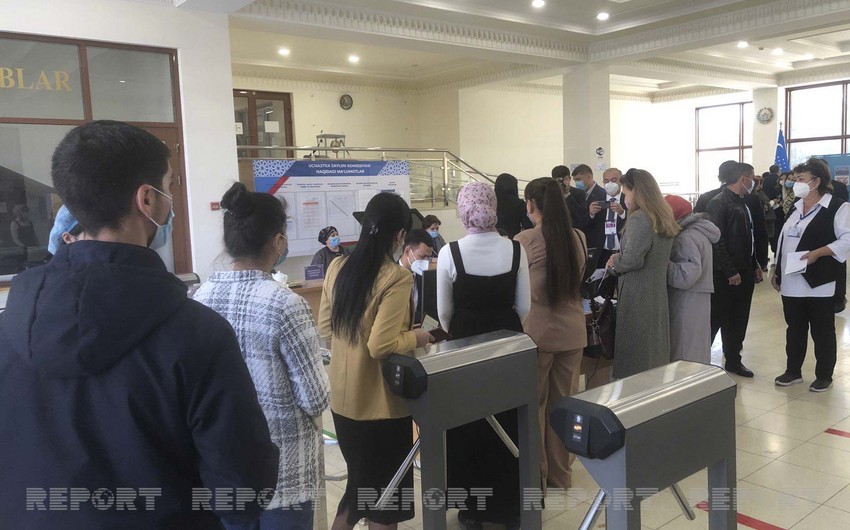 Özbəkistanda prezident seçkilərində seçici fəallığı müşahidə olunur