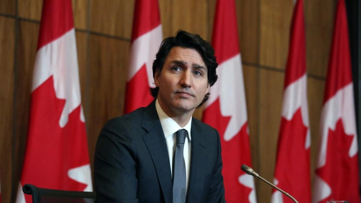 Canada hits back at US with its own tariffs