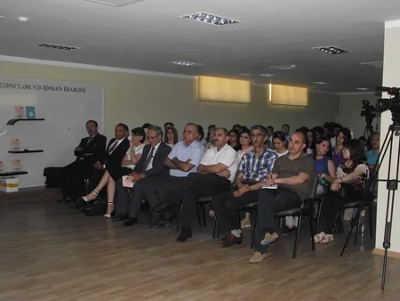 Gənc yazarların poeziya gecəsi keçirilib