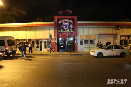Bakıda 3 naməlum şəxs dönərçiyə ağır bıçaq xəsarətləri yetirib - FOTO