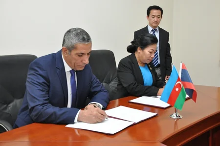 YAP-la Laos Xalq İnqilabı Partiyası arasında memorandum imzalanıb