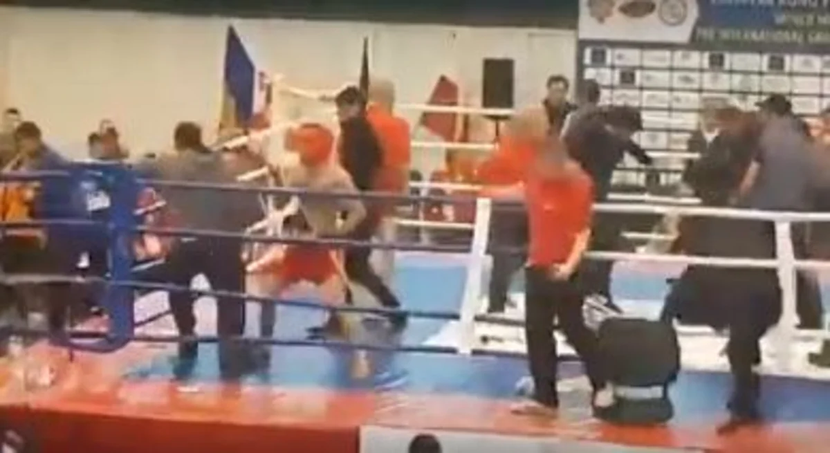 ​Nazirlik: Avropa çempionatında qondarma Dağlıq Qarabağın bayrağı ayaqlar altına atılıb - VİDEO