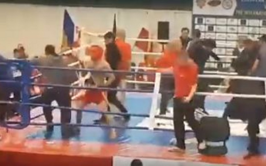 ​Nazirlik: Avropa çempionatında qondarma Dağlıq Qarabağın bayrağı ayaqlar altına atılıb - VİDEO
