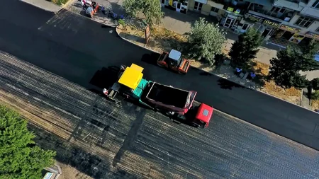 Bakının Xətai rayonunda 11,4 km uzunluğa malik küçədə təmir işləri aparılır