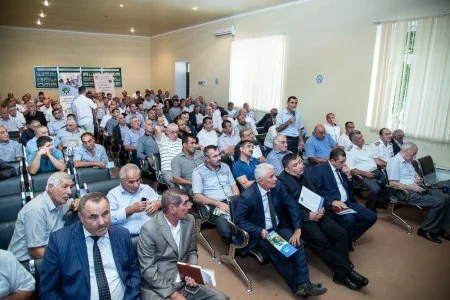 Azərbaycanlı fermerlər Aqrolizinqin xidmətlərindən mobil tətbiqlər vasitəsilə istifadə edəcəklər