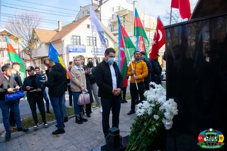Kişinyovda Zəfər Gününə həsr olunmuş yürüş və bayram tədbiri keçirilib
