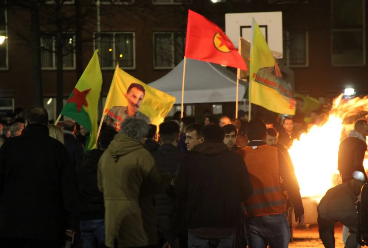 Niderlandda terrorçu PKK tərəfdarlarının razılaşdırılmış aksiyası keçirilib